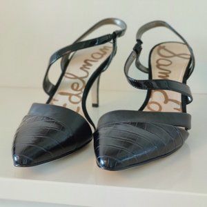 Sam Edelman black pointed heeled shoe